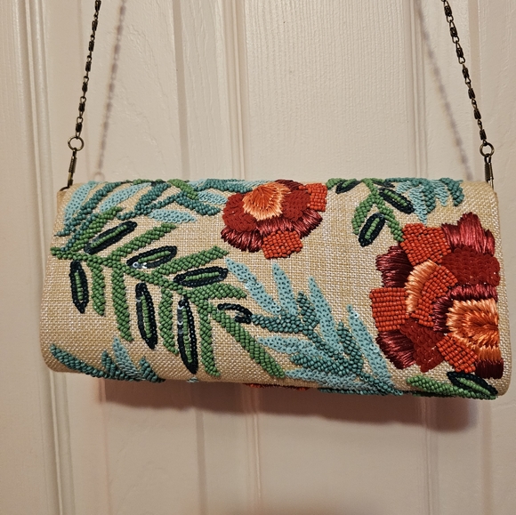Anthropologie embellished clutch/crossbody with removable chain - Picture 4 of 6